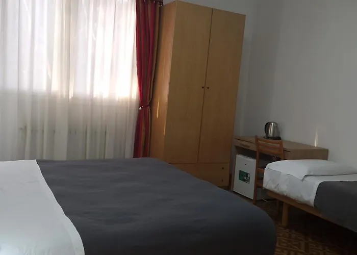 Tito Ξενοδοχείο 3*