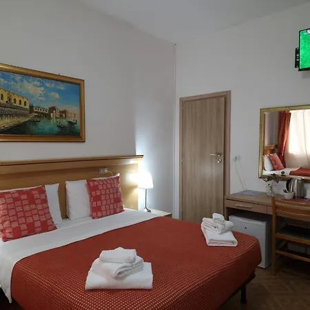 Tito Hotel