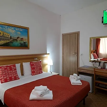 Tito Hotel