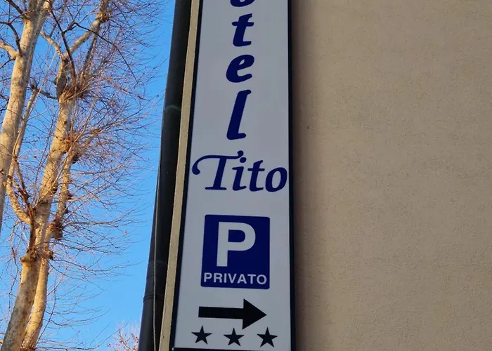 Tito 3*