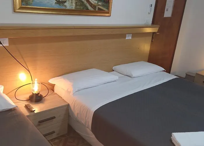Hotel Tito Mestre