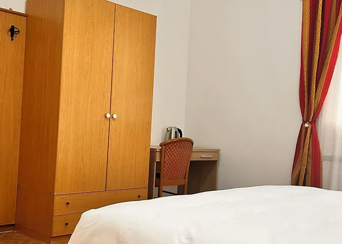 Hotel Tito 3*