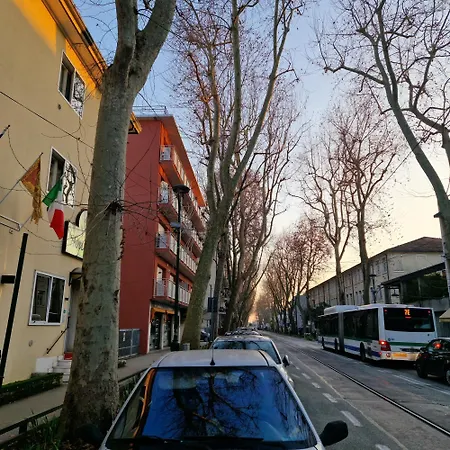 Tito 3* Μέστρε