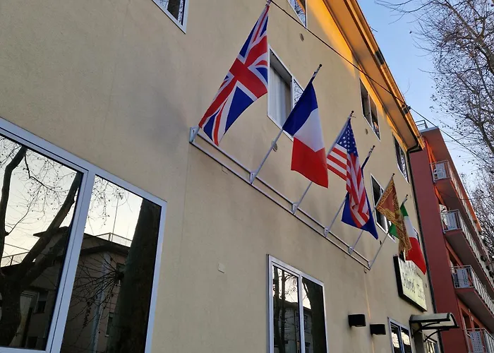 Tito 3* Μέστρε